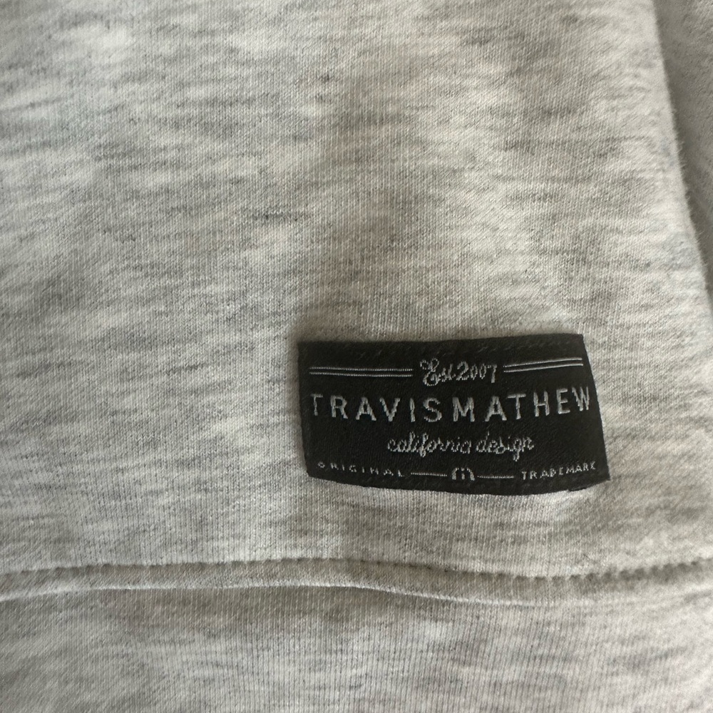 Men’s used size M medium Travis Mathew full zip jacket - Picture 4 of 5